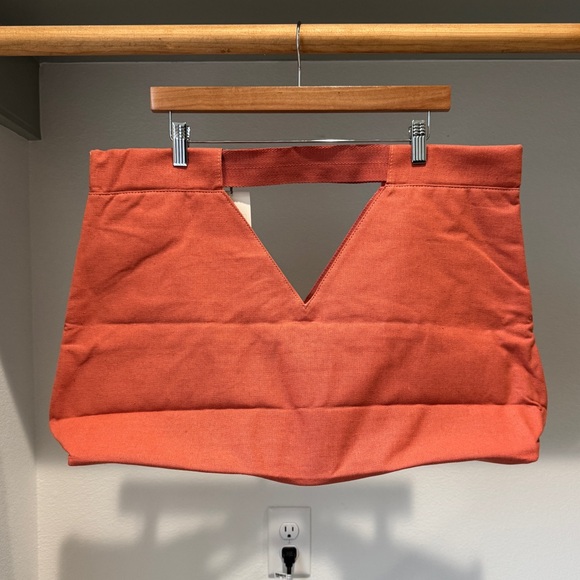 NWT Orange Canvas Tote/Beach Bag - Picture 1 of 6